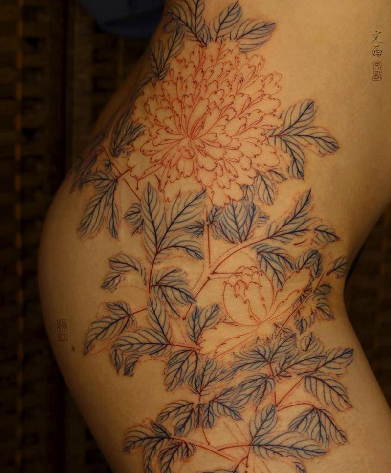 人间富贵花纹身图片_臀部腿部新传统水彩牡丹纹身图案