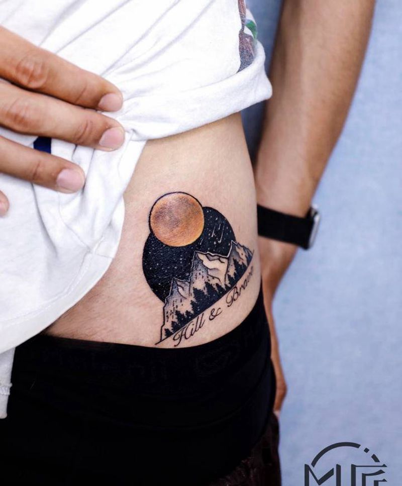 旧纹身遮盖纹身图片_腹部几何遮盖纹身图案