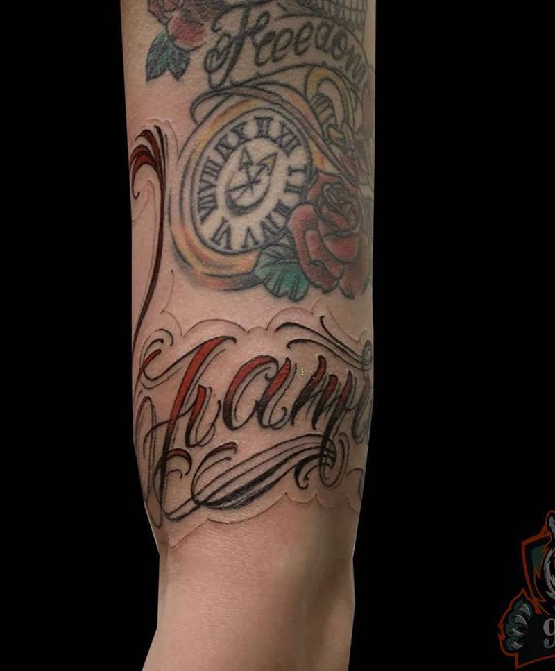花体字纹身图片_手臂花体字纹身图案