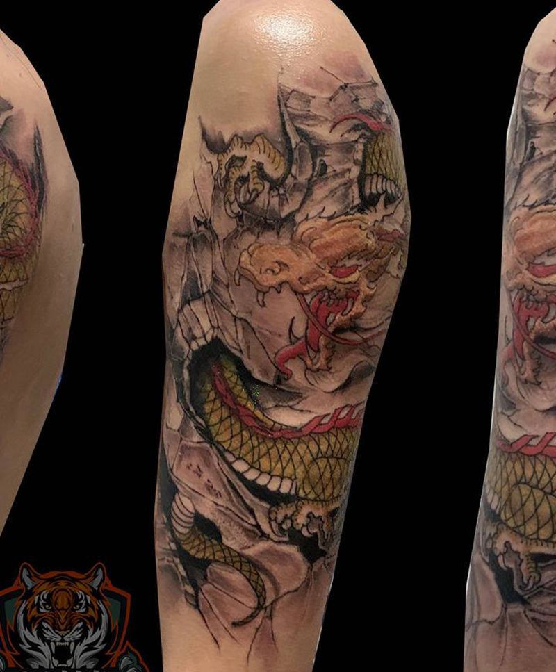 大臂龙纹身图片_手臂新传统龙纹身图案