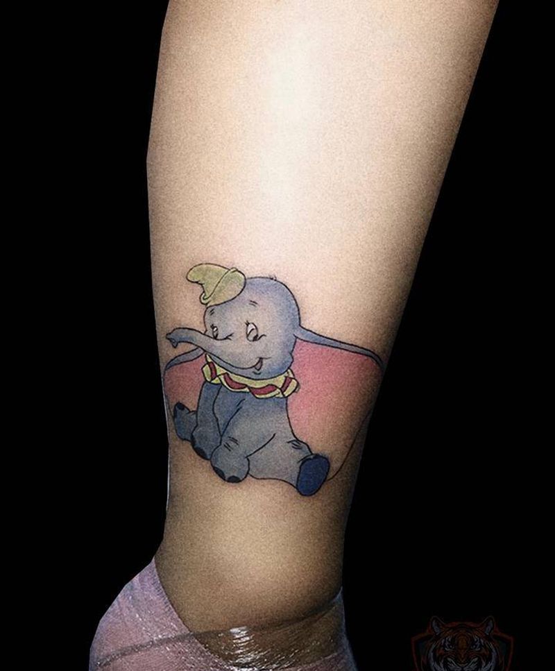 象纹身图片_腿部水彩象纹身图案