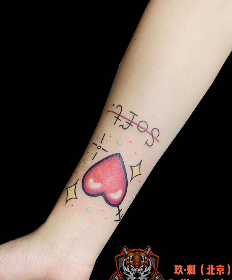 心纹身图片_手臂水彩心纹身图案
