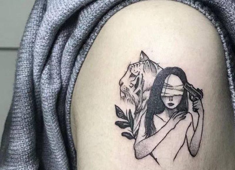 女孩纹身图片_手臂点刺女孩纹身图案