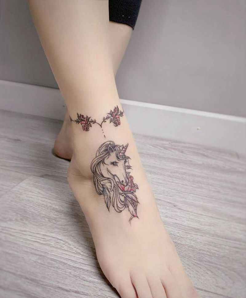 独角兽纹身图片_脚部New School水彩独角兽马纹身脚纹身纹身图案