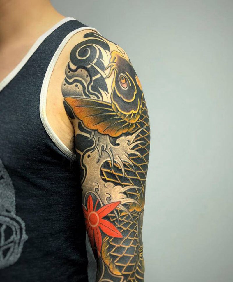 日式鲤鱼纹身图片_肩部手臂老传统日式纹身鲤鱼纹身日式鲤鱼纹身图案