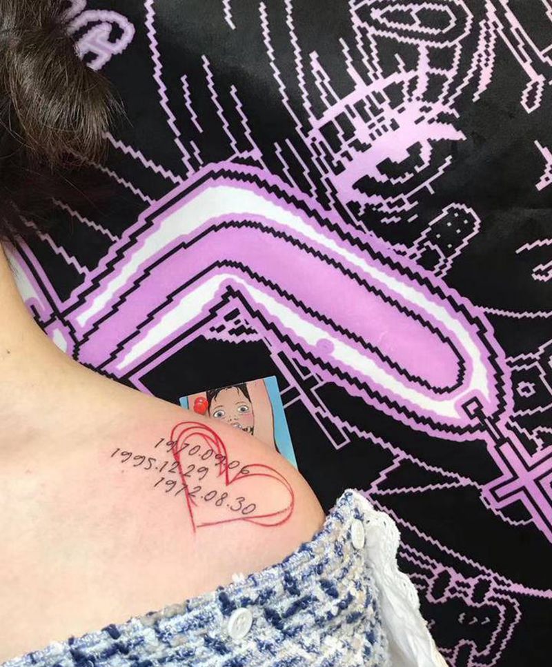 心纹身图片_肩部几何纹身图案