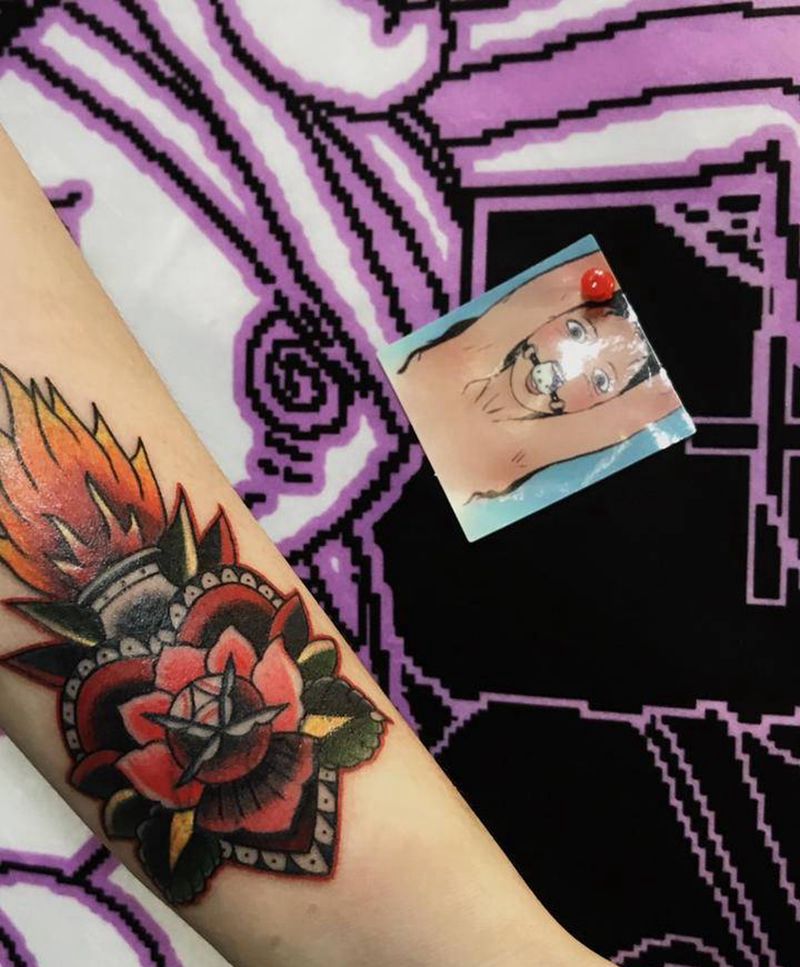 school花纹身图片_手臂Old School纹身图案