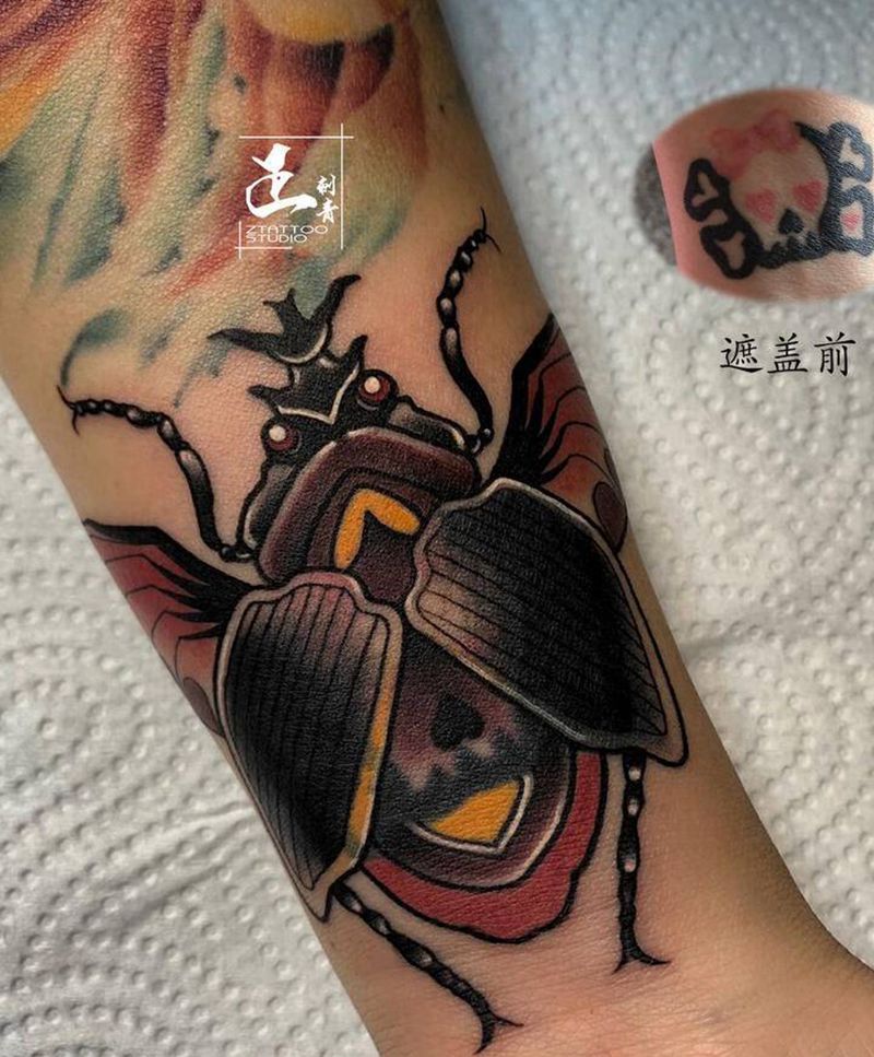 圣甲虫纹身图片_手臂手部New SchoolOld School昆虫虫子独角仙纹身图案