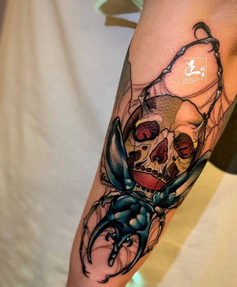 骷髅虫纹身图片_手臂New SchoolOld School骷髅甲虫独角仙纹身图案