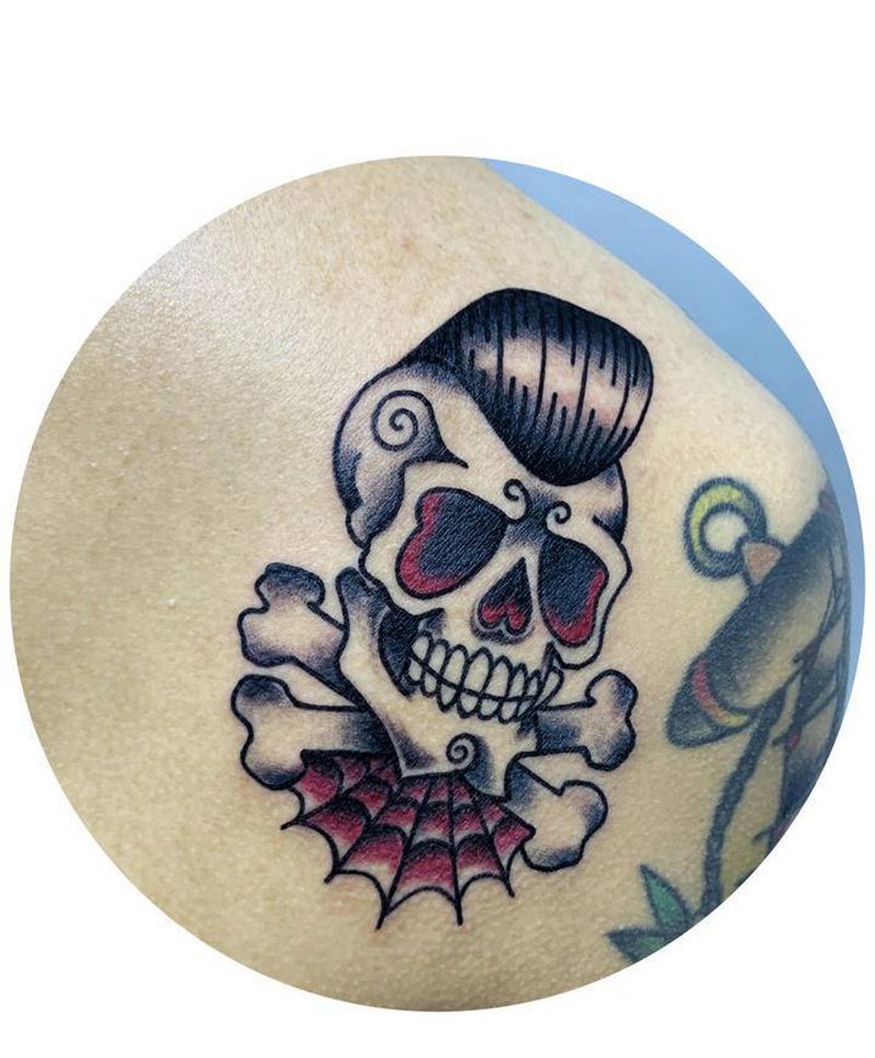 飞机头骷髅纹身图片_肩部背部Old School老传统骷髅OldSchool飞机头纹身图案