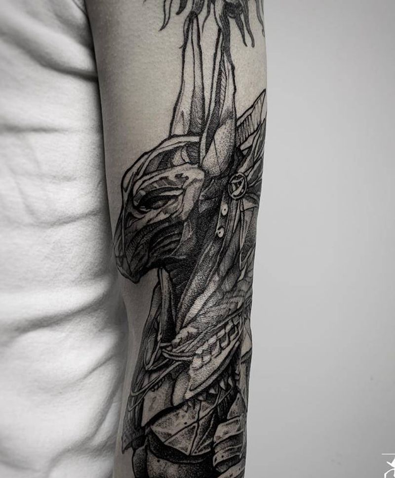 阿努比斯纹身图片_手臂点刺欧美写实埃及神话狗纹身图案