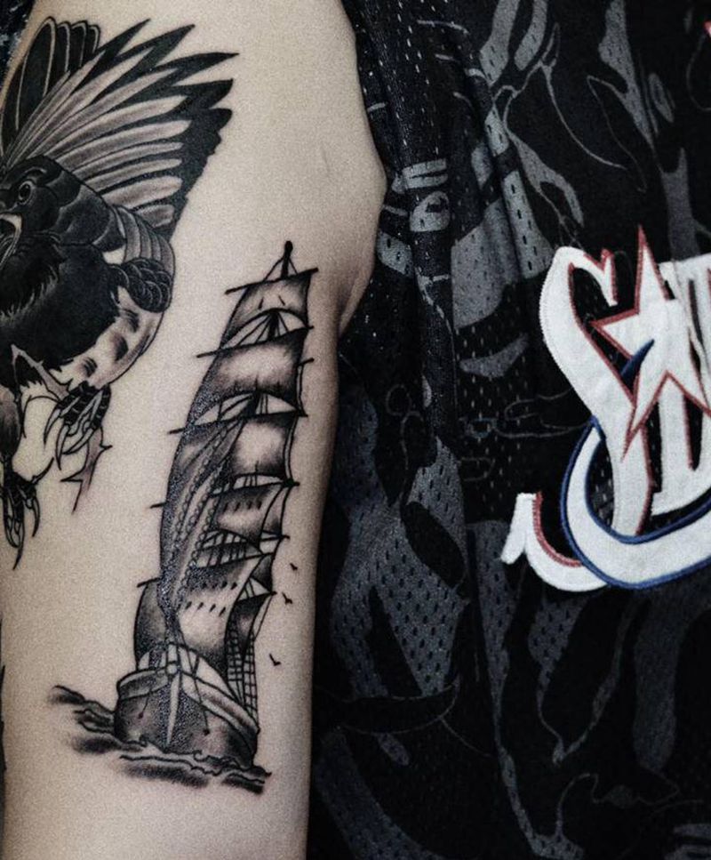 帆船纹身图片_手臂Old School纹身图案