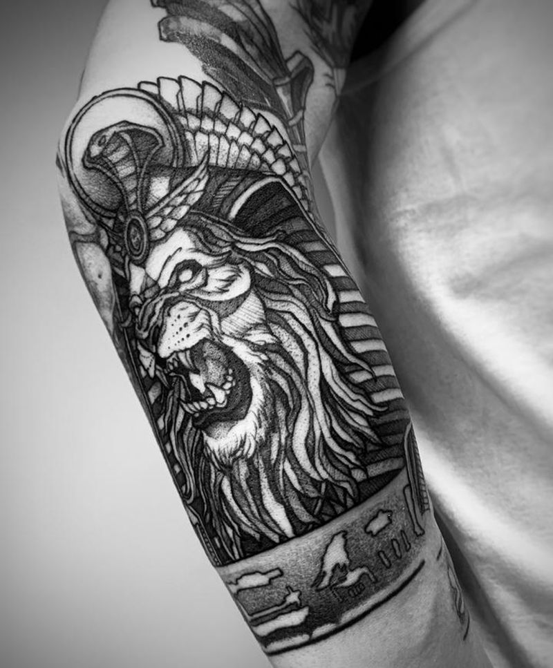 狮身像纹身图片_手臂手部欧美写实点刺狮身人面埃及神话纹身图案