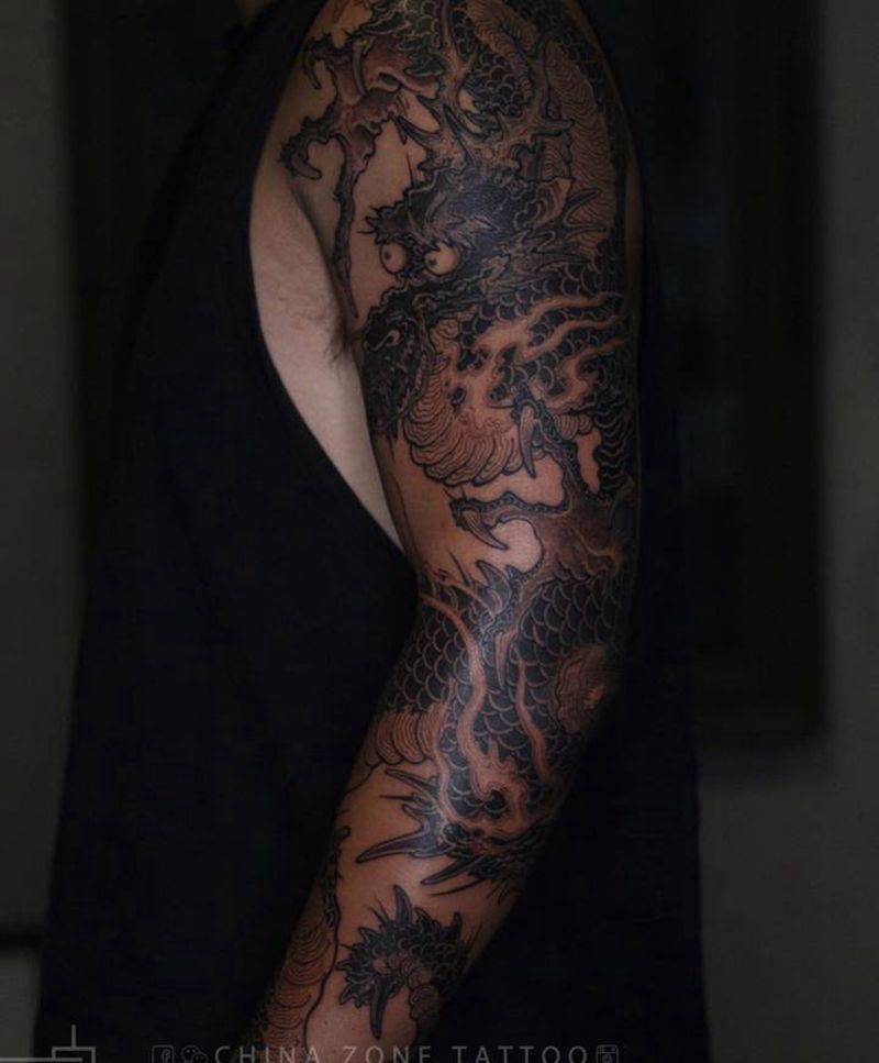 王位作品纹身图片_肩部手臂新传统水墨龍龙花臂纹身图案