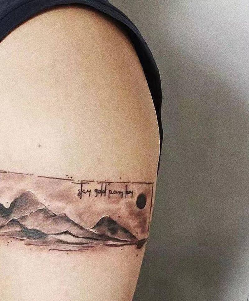 山纹身图片_手臂水墨纹身图案