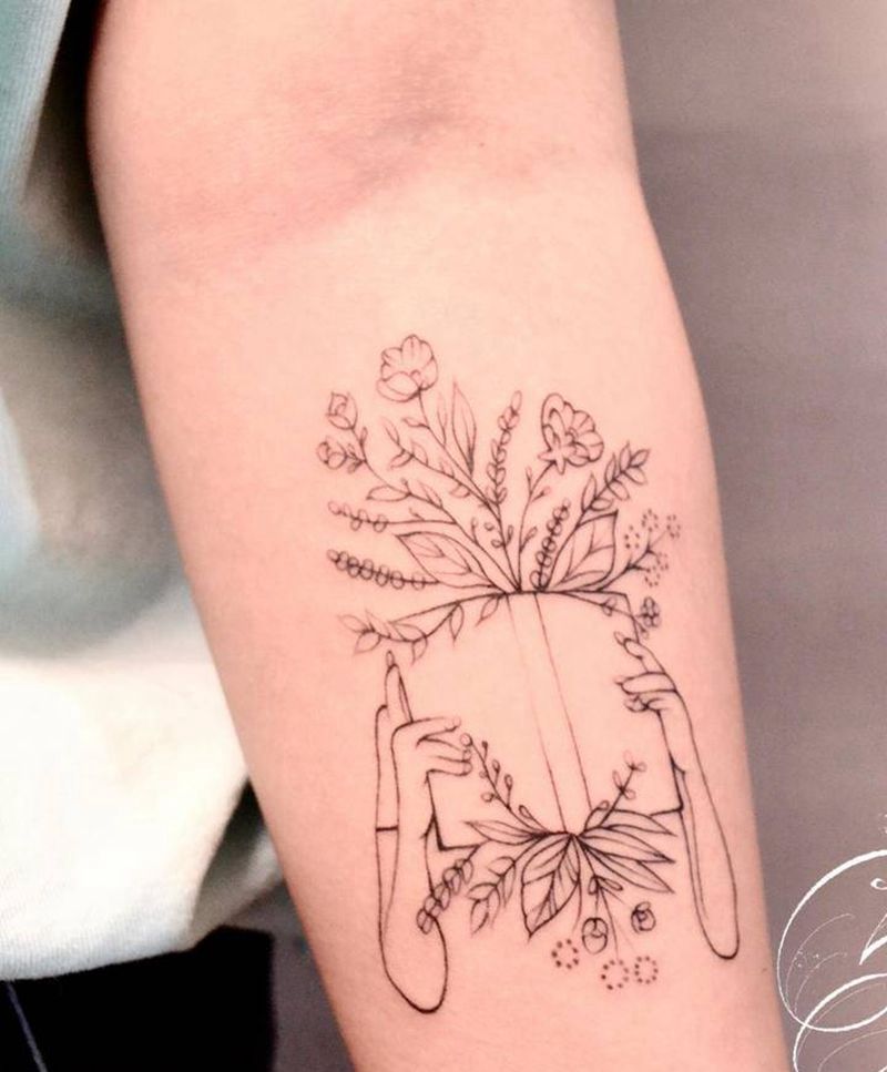 花树手纹身图片_手臂几何纹身图案