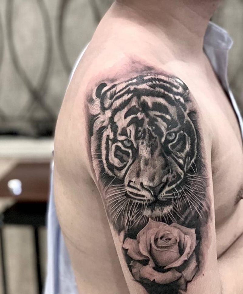 虎纹身图片_欧美写实纹身图案
