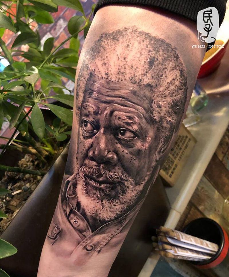 摩根弗里曼纹身图片_手臂欧美写实纹身图案