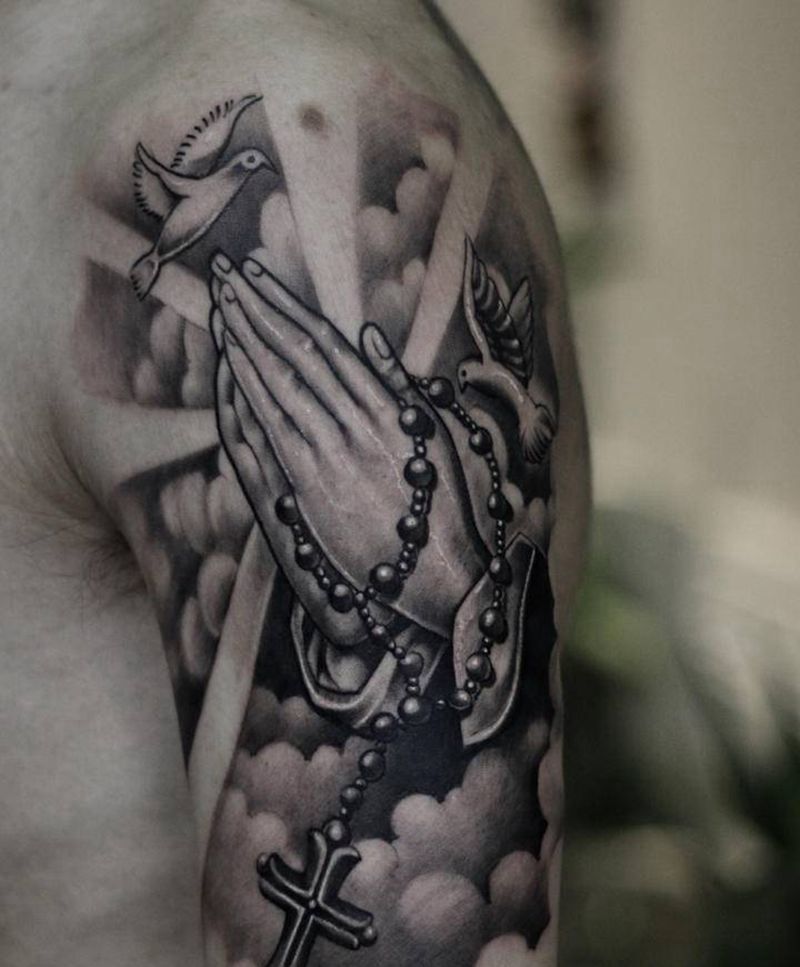 祈祷之手纹身图片_欧美写实赐墨纹身祈祷之手纹身图案