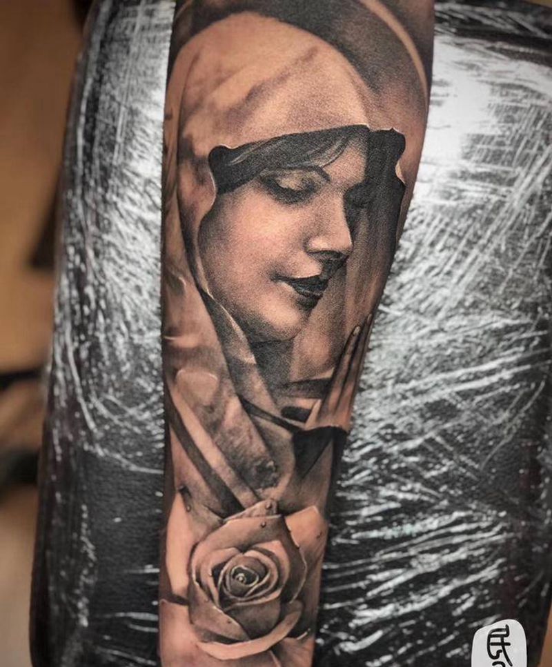 圣母纹身图片_手臂欧美写实纹身图案