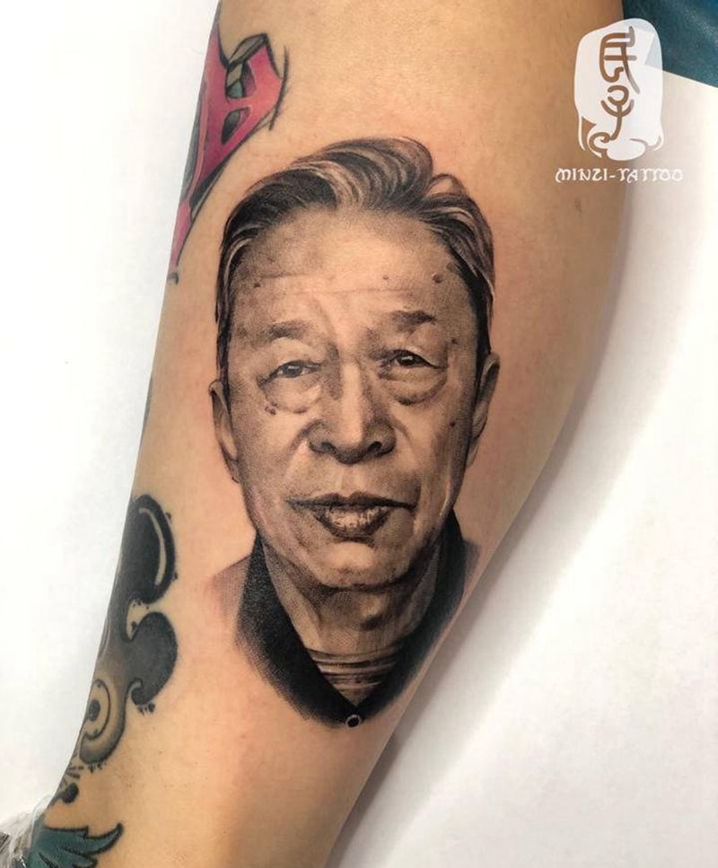 肖像作品纹身图片_腿部欧美写实人物肖像纹身图案