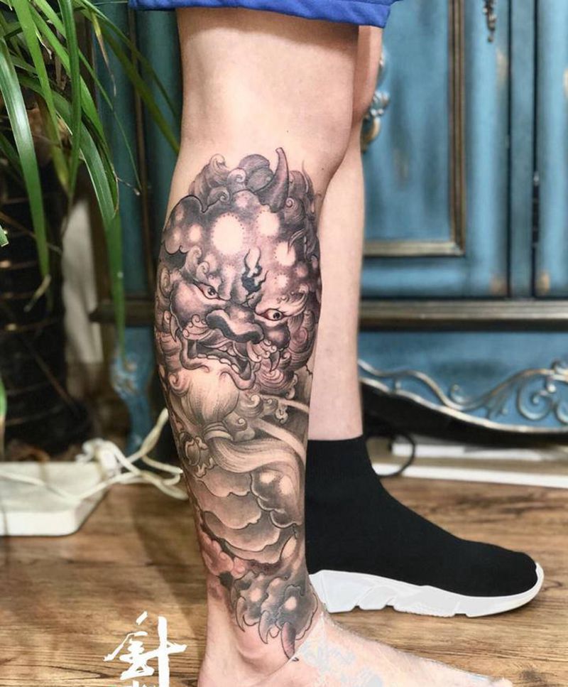 唐狮纹身图片_腿部新传统纹身图案