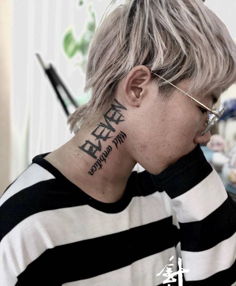 今日工作纹身图片_颈部手臂纹身图案