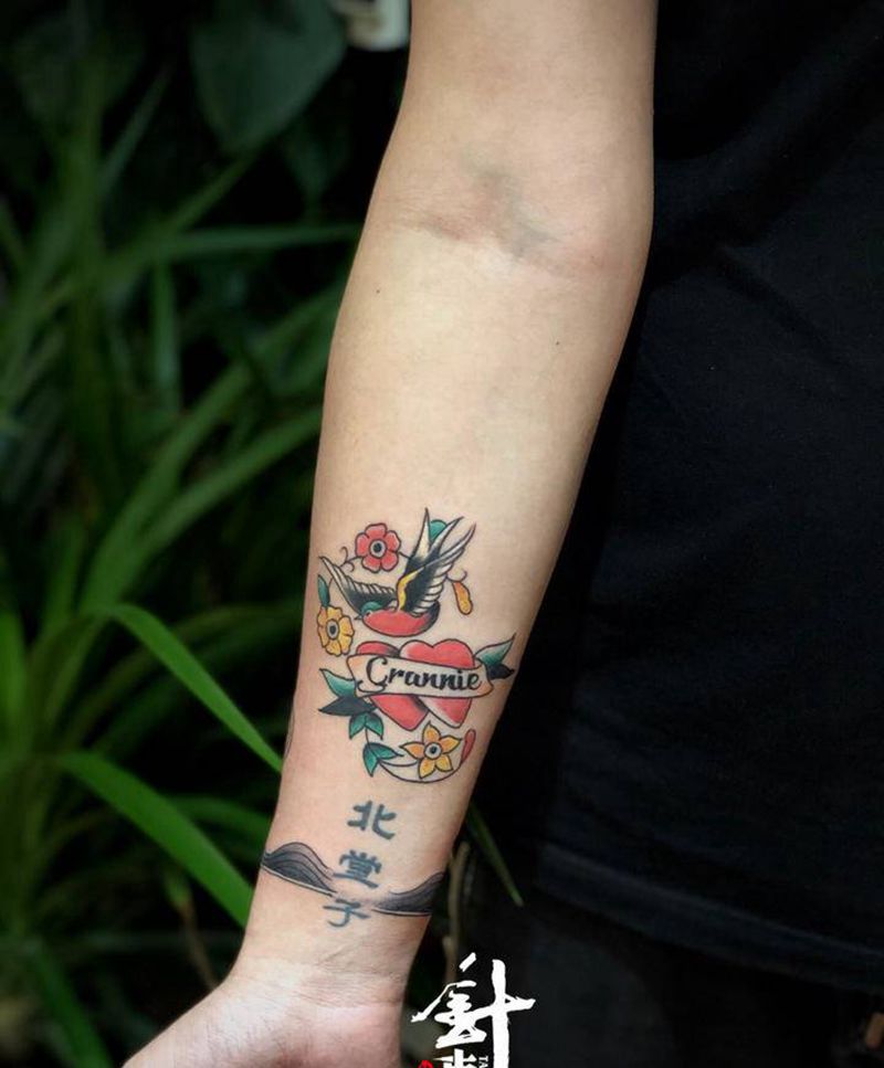 三个小图纹身图片_手臂纹身图案