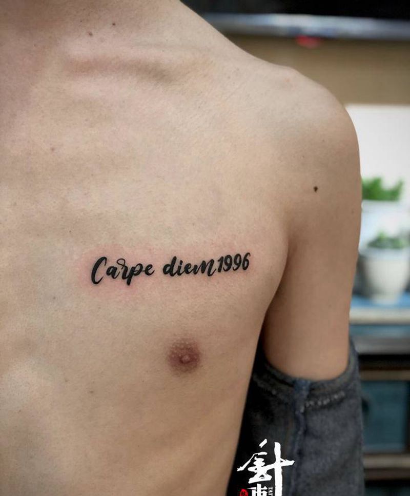 英文纹身图片_胸部纹身图案