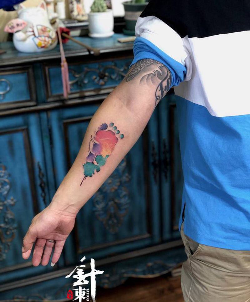 脚丫纹身图片_手臂纹身图案