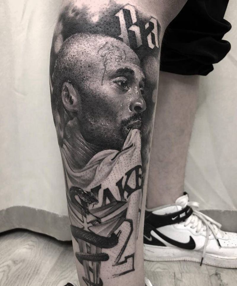 致敬科比。纹身图片_腿部欧美写实科比，肖像纹身图案
