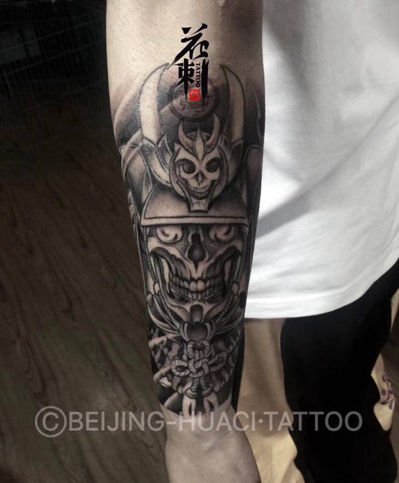 包小臂纹身图片_手臂老传统纹身图案