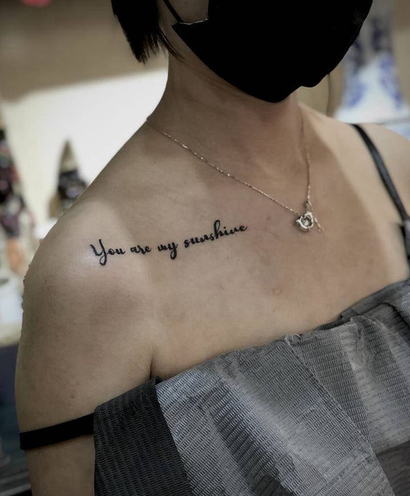 英文纹身图片_肩部纹身图案