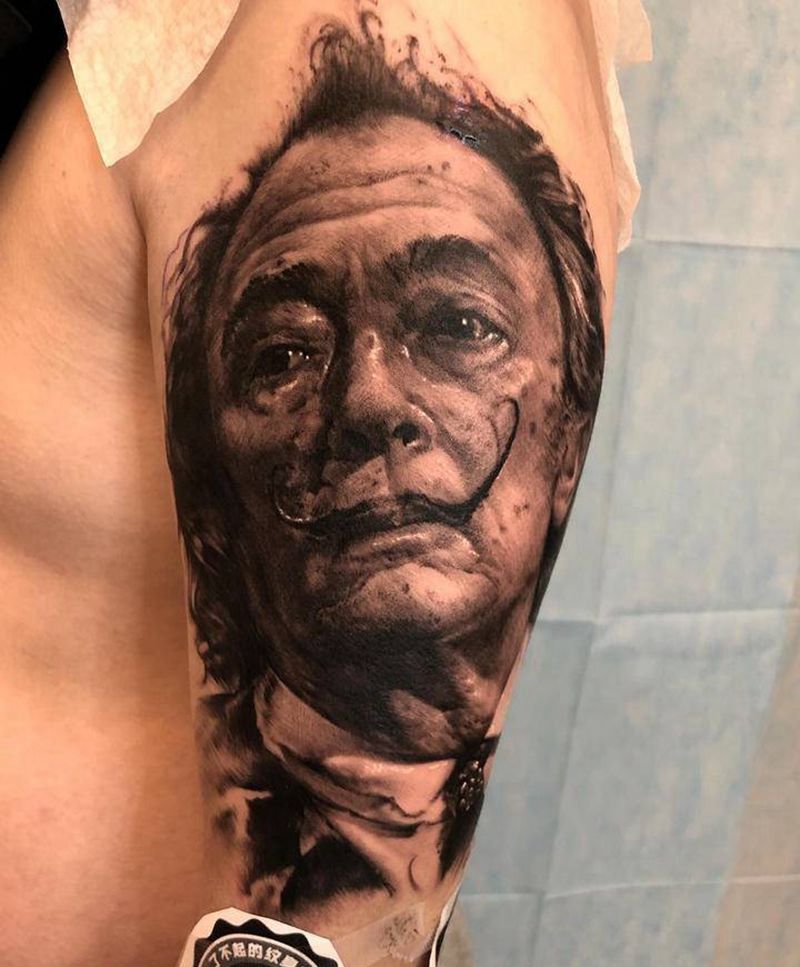 达利纹身图片_手臂欧美写实纹身图案