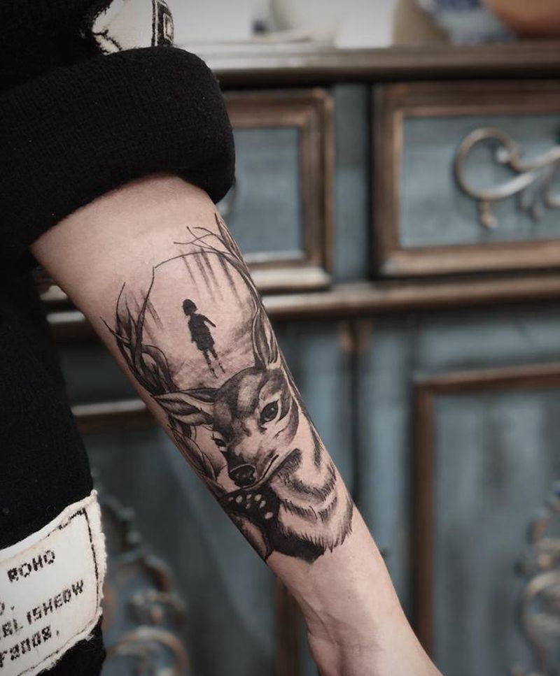 鹿纹身图片_手臂纹身图案