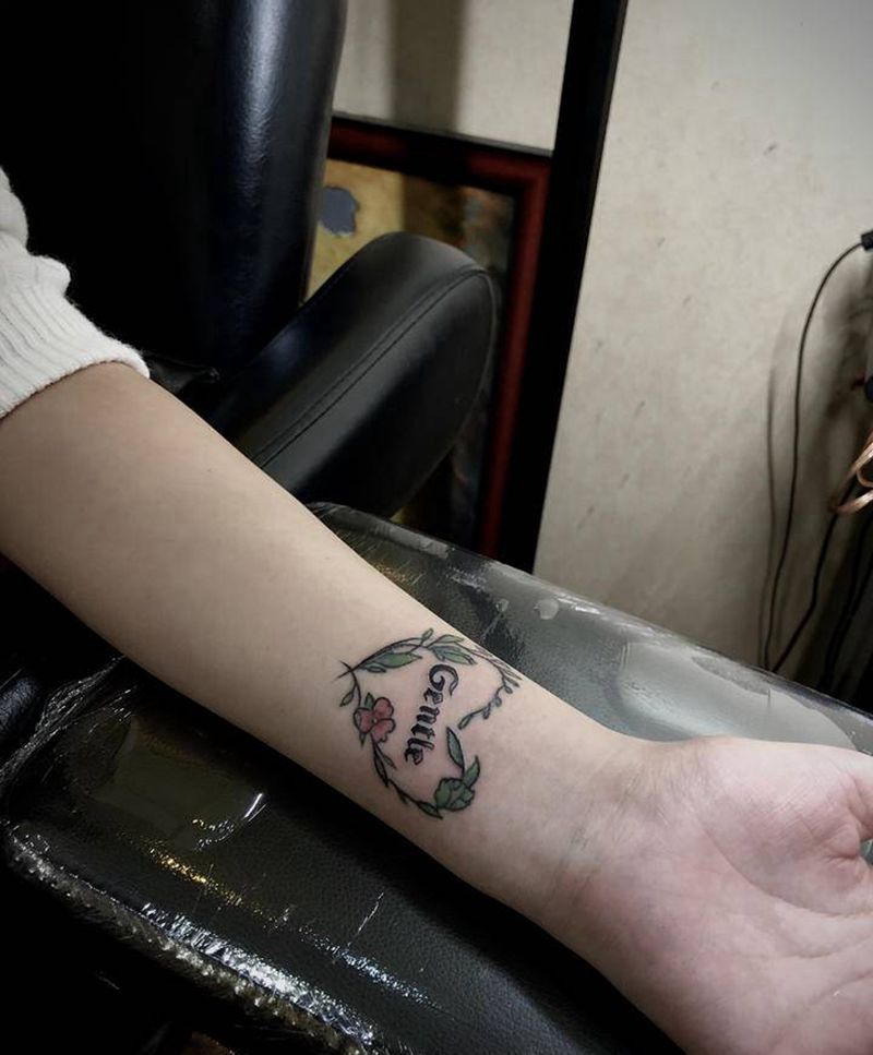 心纹身图片_手部手臂纹身图案