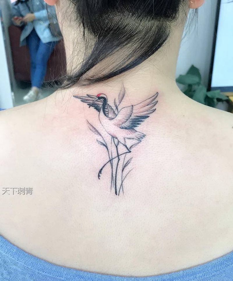 丹顶鹤纹身纹身图片_背部颈部鹤纹身图案