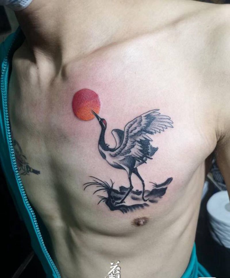 小仙鹤纹身图片_胸部图腾纹身图案