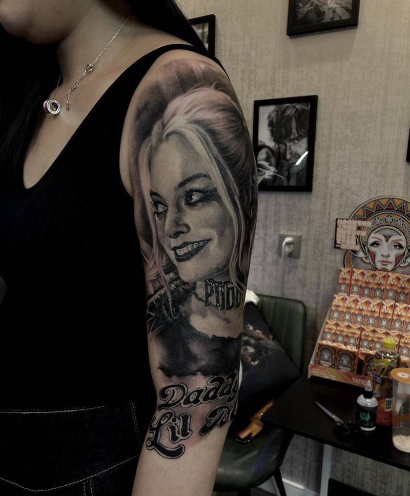 哈利奎因纹身图片_手臂欧美写实小丑女纹身图案