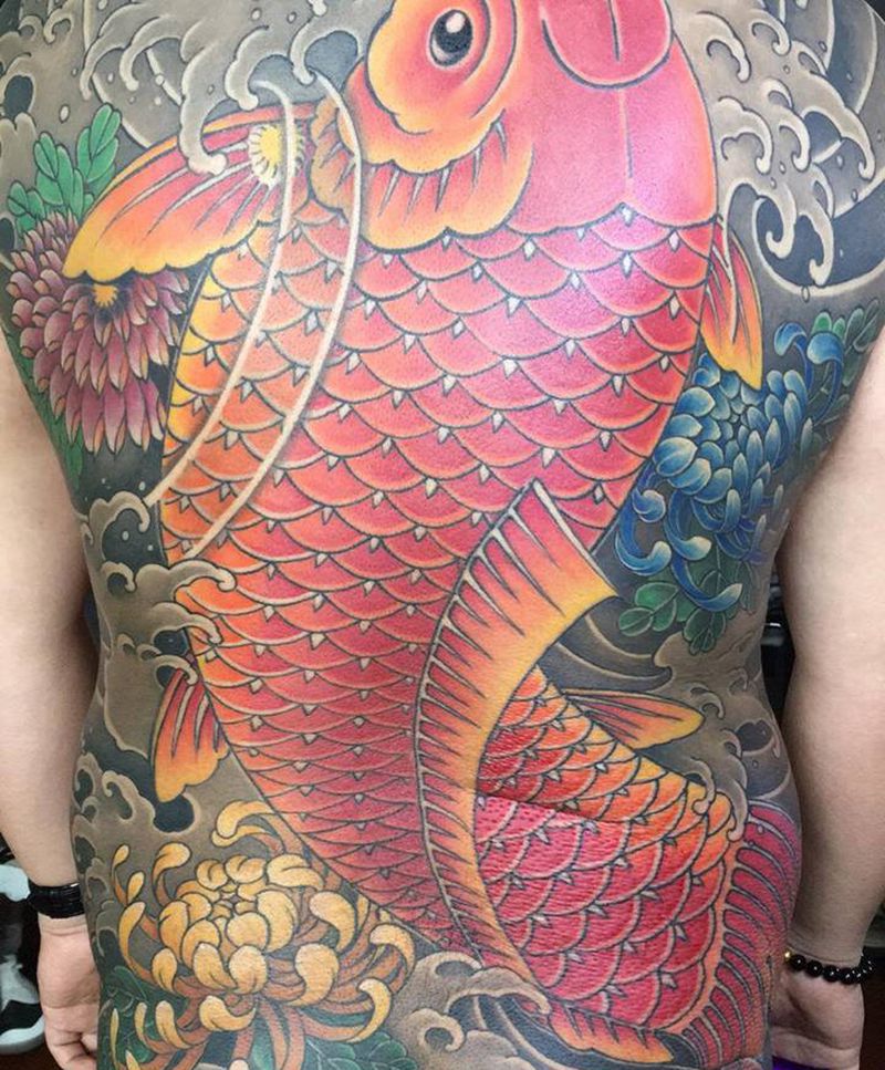 锦里闹菊纹身图片_背部老传统纹身图案