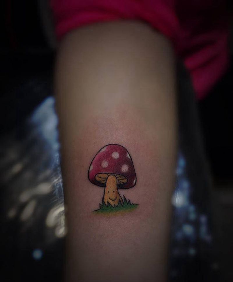 小蘑菇纹身图片_手臂New School纹身图案