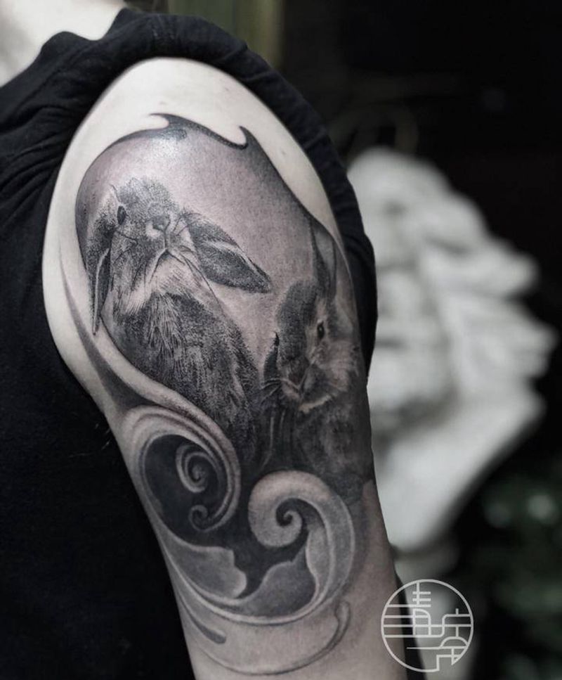 兔兔纹身图片_手臂欧美写实纹身图案