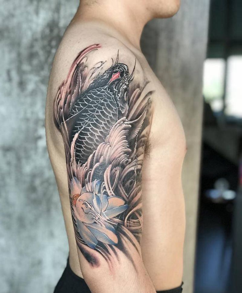 富贵锦鲤纹身图片_手臂新传统水彩纹身图案