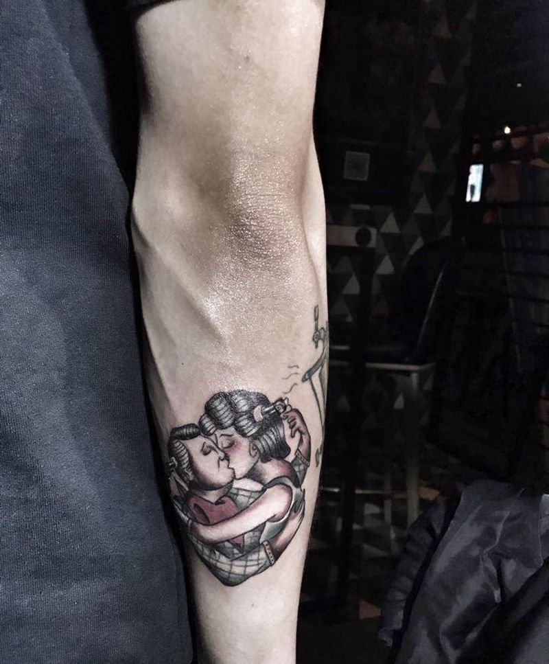 相爱相杀纹身图片_手臂Old School纹身图案