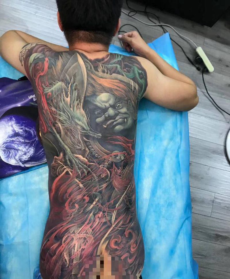 不动明王纹身图片_背部新传统原创纹身图案