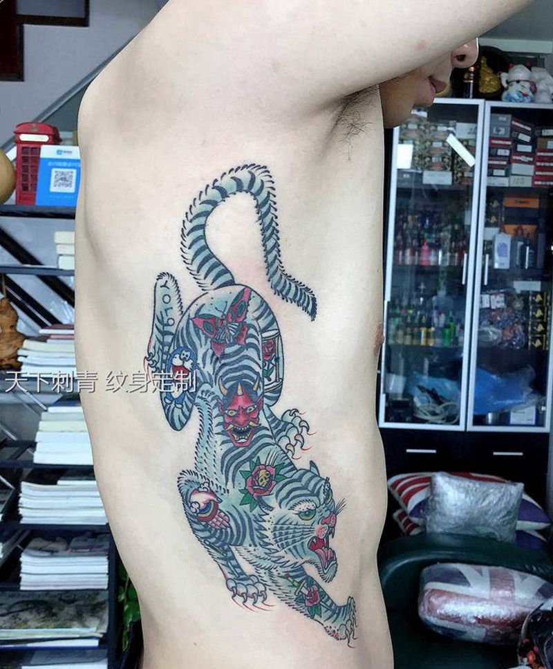 Old school虎纹身图片_腰部Old School纹身图案