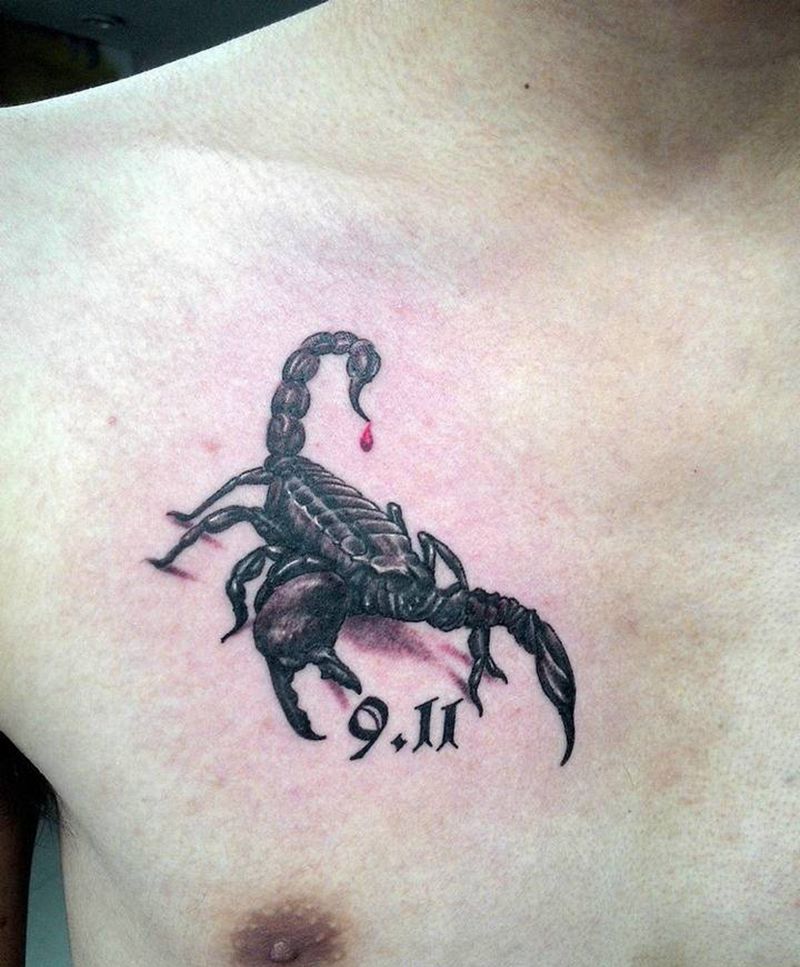 蝎子纹身图片_胸部欧美写实纹身图案