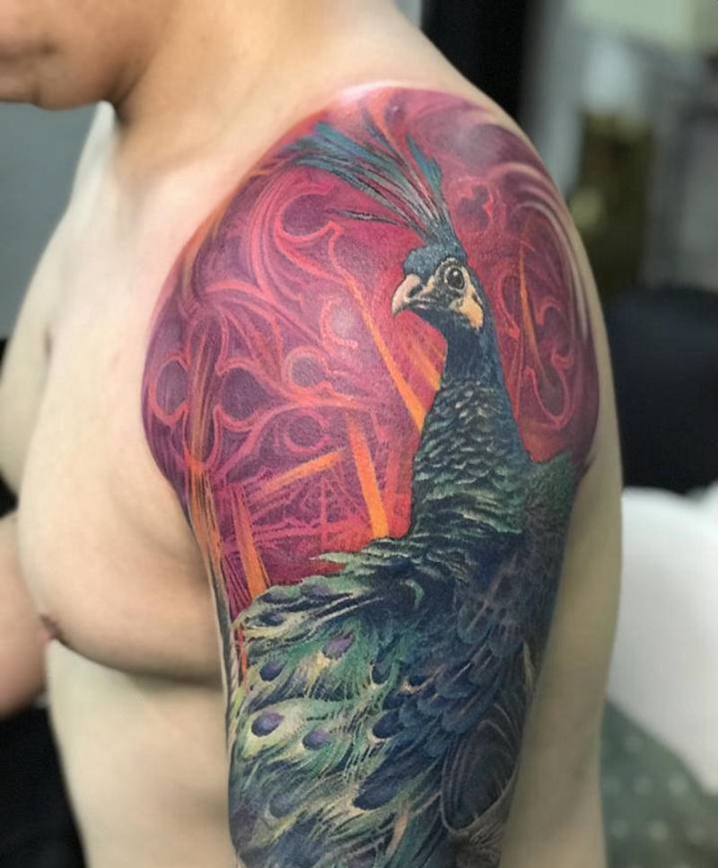 孔雀王纹身图片_手臂纹身图案