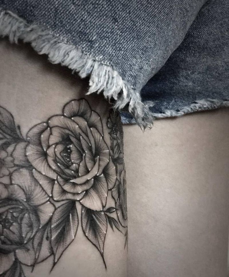 素花  腿环纹身图片_腿部点刺纹身图案