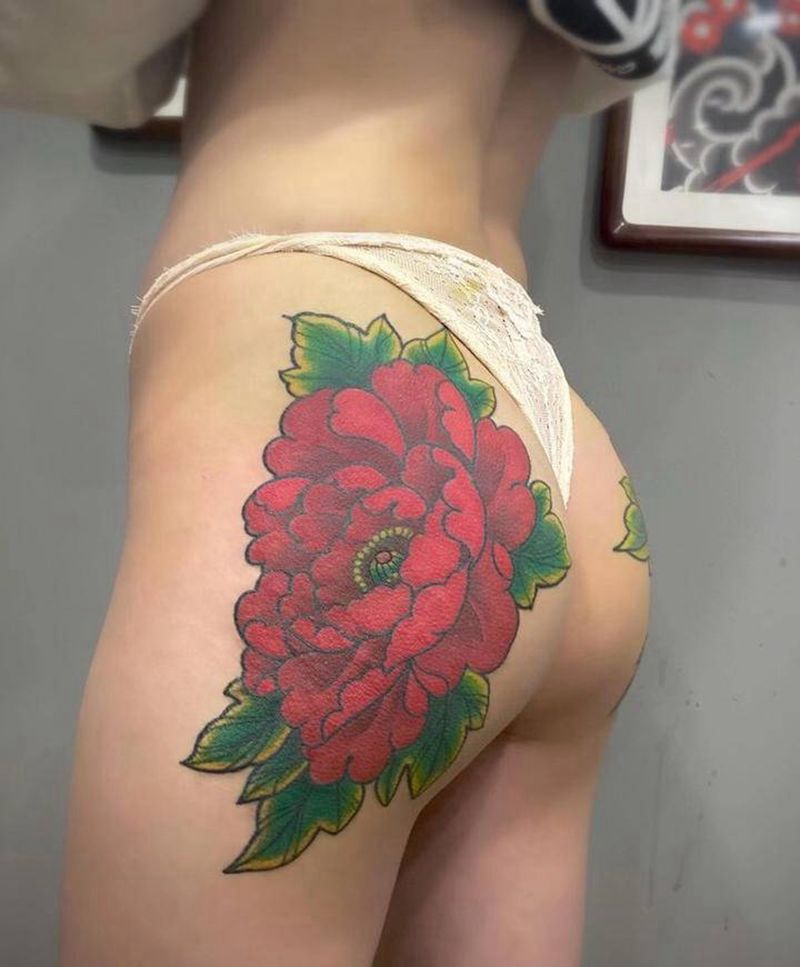 店内部分作品纹身图片_臀部背部老传统点刺纹身图案